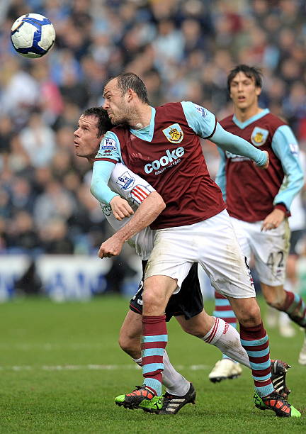 双方应保持 双方应保持