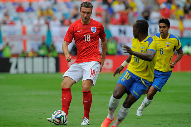 认真考量的 认真考量的