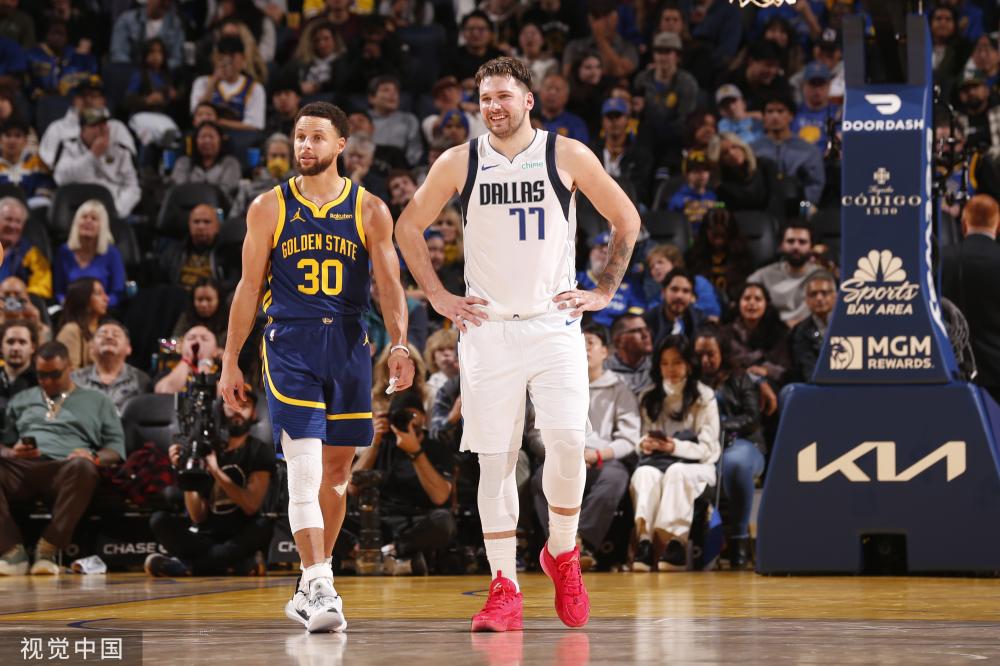 秀崛起的舞 秀崛起的舞